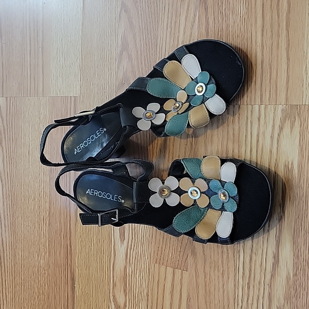 Summer heels NWOT